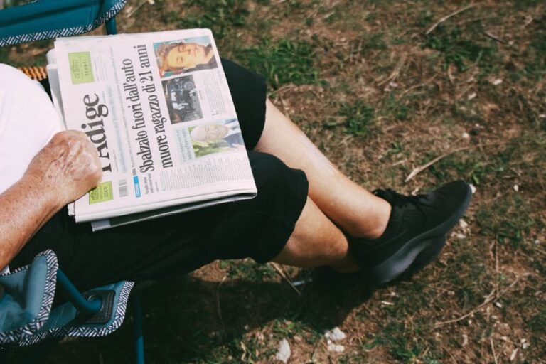 👵 Oma’s weetje: Krant tegen vochtige schoenen
