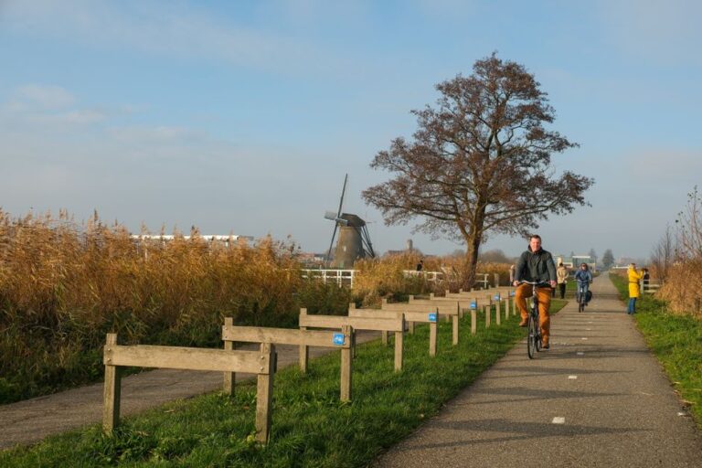 ☀️ Zomertip: Wandel- en fietsroutes rond Stedum